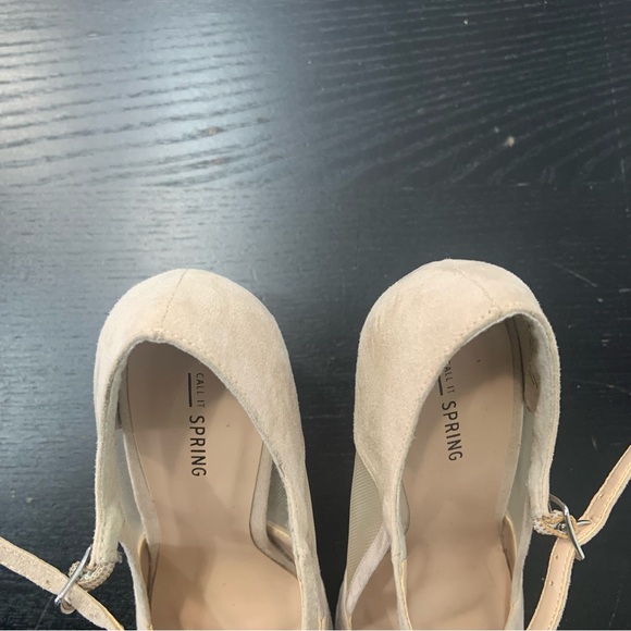 Nude Heels - Picture 3 of 10